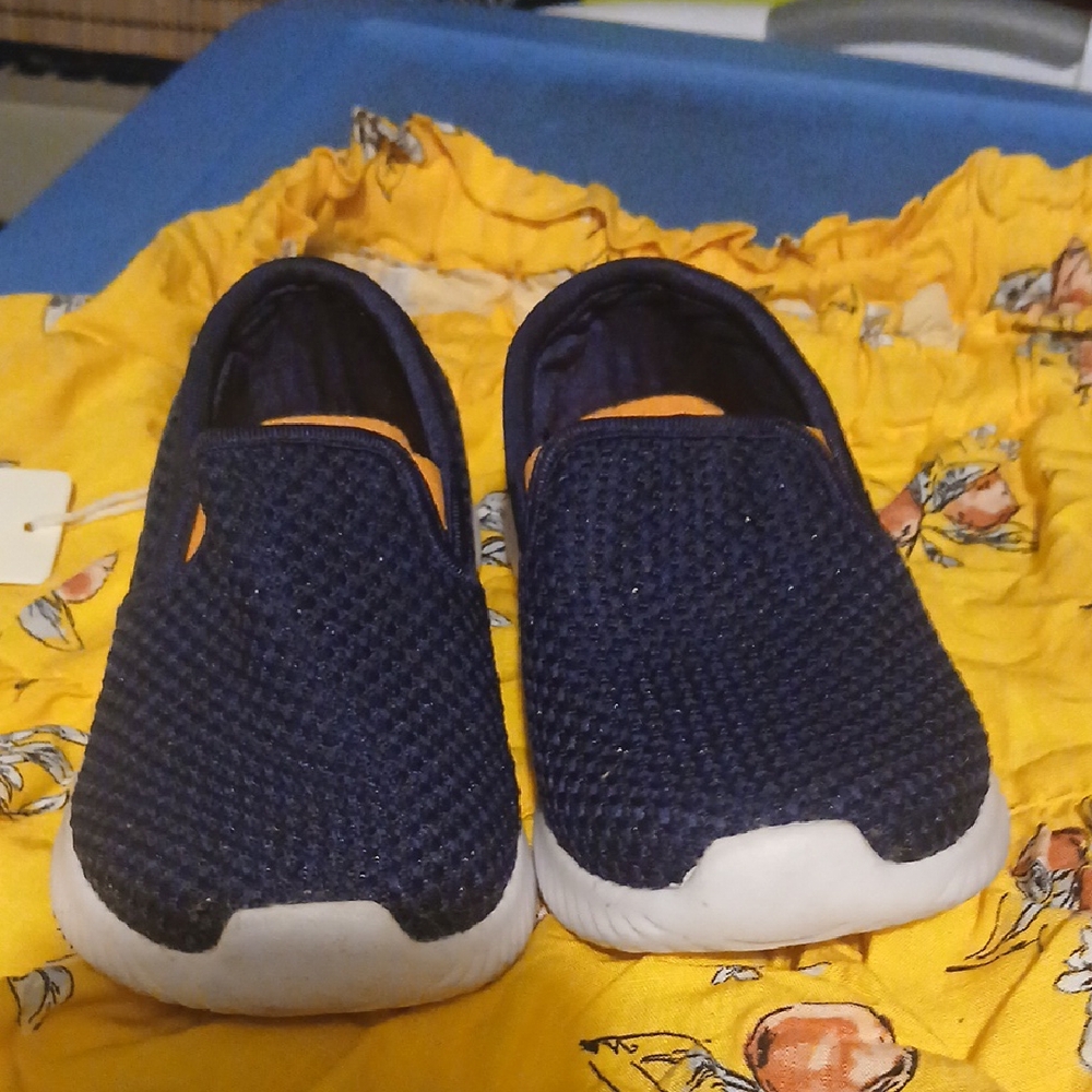 Kids Navy Blue Slip-On Sneakers